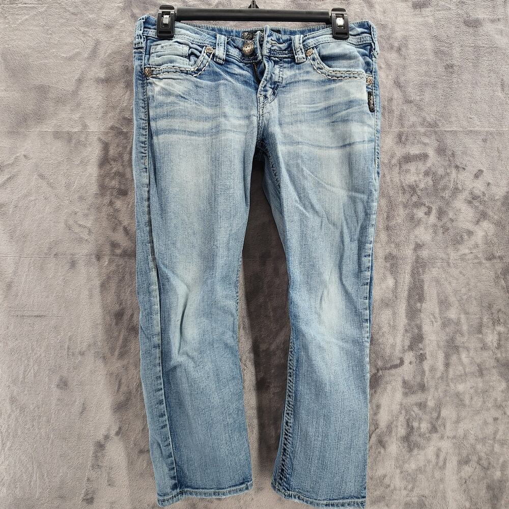 Silver Jeans Women's W26 AIKO Low Capri 99% cotton light wash